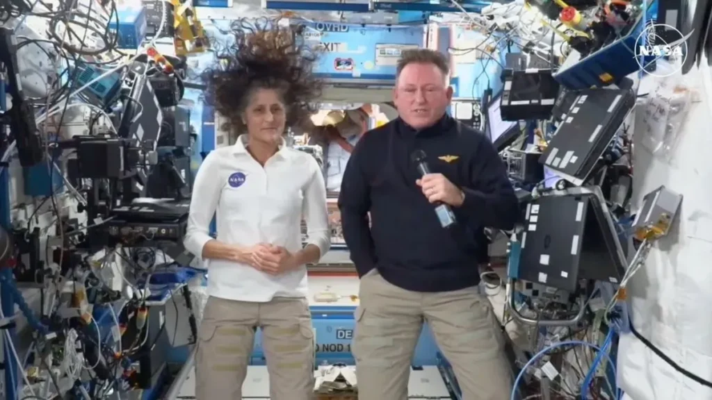 NASA astronotları Butch Wilmore ve Suni Williams'ın Uluslararası Uzay İstasyonu'nda.