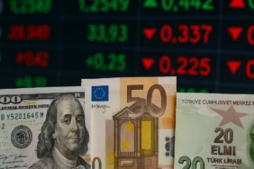 DOLAR