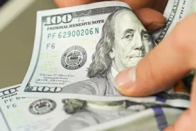 DOLAR