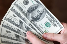 DOLAR