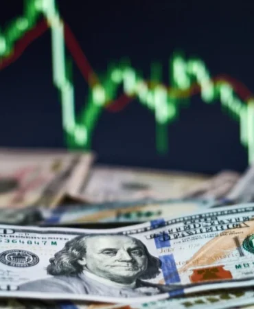 DOLAR