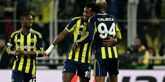 Fenerbahçe, Konyaspor Maçında Namağlup Ünvanını Korumak İstiyor
