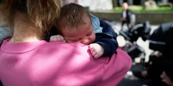 İngiltere’de Aile İçi Alarm: Gençlerin Ebeveynlere Şiddeti Rekor Kırdı